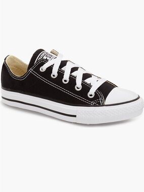 Converse Kids Chuck Taylor All Star Low Top Canvas Sneaker - Black & White